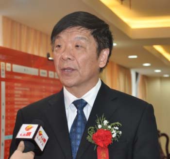 新乡心连心化工厂董事长